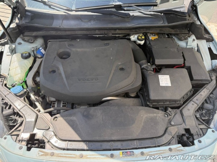 Volvo V40  2018