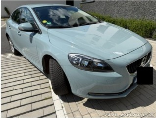Volvo V40  2018