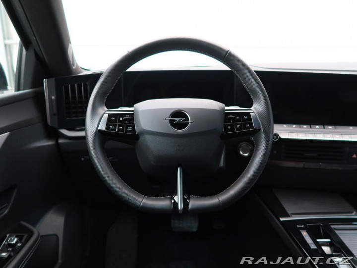 Opel Astra 1.2TURBO,96kW,GS,ST,AT8 2025