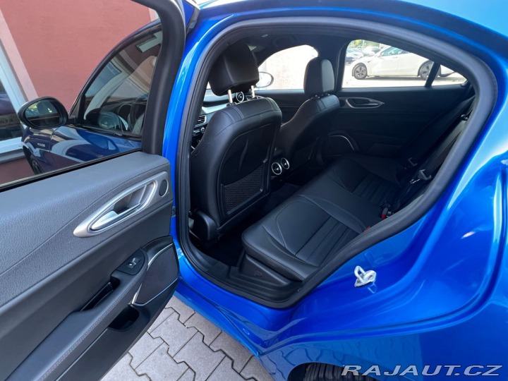 Alfa Romeo Giulia 2.0 Veloce 206kW (ODPOČET 2023