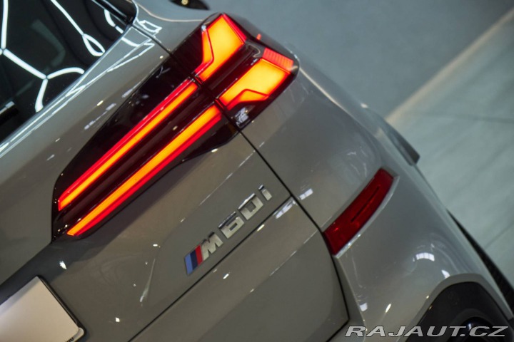 BMW X5 xDrive M60i mHEV A/T 2025