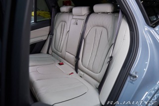 BMW X5 xDrive M60i mHEV A/T 2025