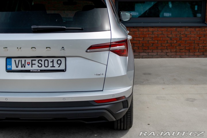 Škoda Karoq / 2.0 TDI/ Selection/ DS 2024