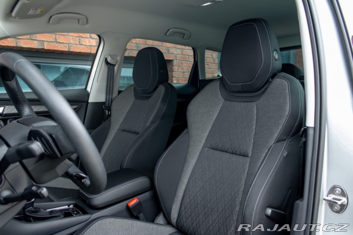 Škoda Karoq / 2.0 TDI/ Selection/ DS 2024