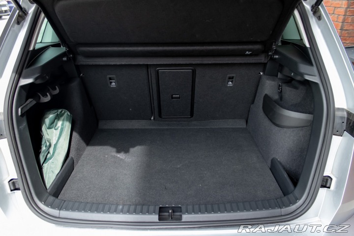Škoda Karoq / 2.0 TDI/ Selection/ DS 2024
