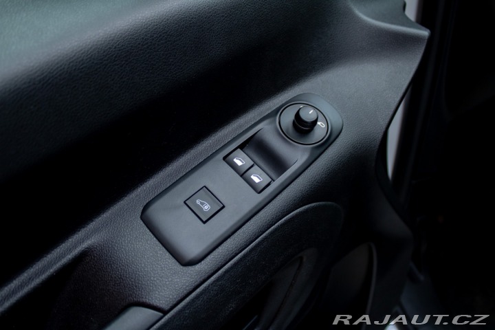 Peugeot Partner 1.5/ 96kw/ M6/ Premium/ 2023