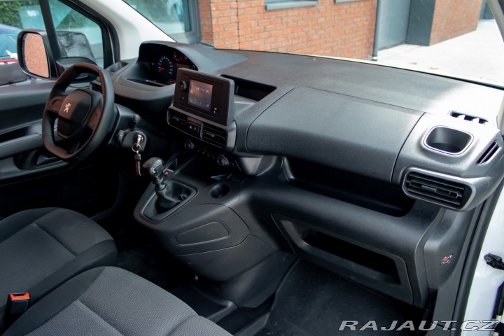 Peugeot Partner 1.5/ 96kw/ M6/ Premium/ 2023
