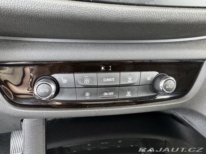 Opel Insignia 2,0CDTi 125kW*LED*KeyLess 2018
