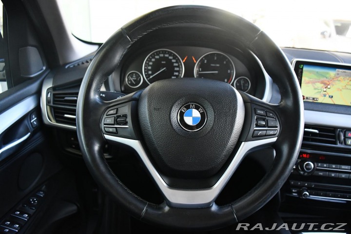 BMW X5 xDrive30d NAVI KŮŽE KAMER 2015
