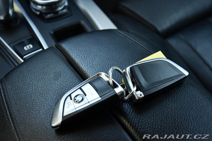 BMW X5 xDrive30d NAVI KŮŽE KAMER 2015