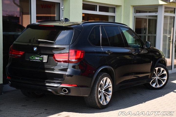 BMW X5 xDrive30d NAVI KŮŽE KAMER 2015