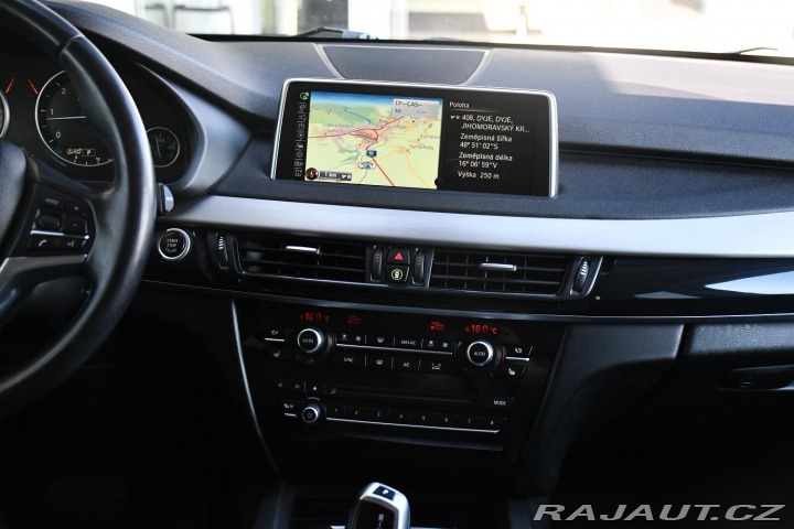 BMW X5 xDrive30d NAVI KŮŽE KAMER 2015