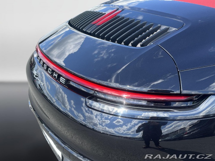 Porsche 911 Carrera 2021