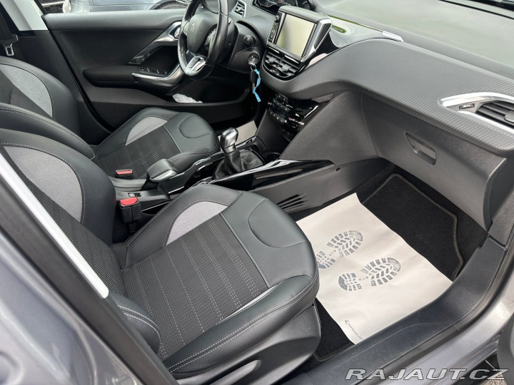 Peugeot 2008 1.2T 81kw Allure 2016
