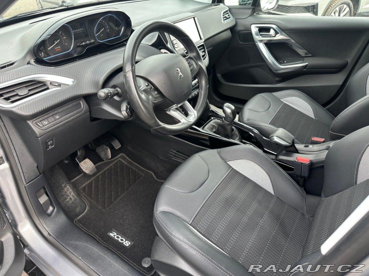 Peugeot 2008 1.2T 81kw Allure 2016