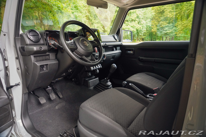 Suzuki Jimny 4. GENERACE 1.5 / MANUAL 2026