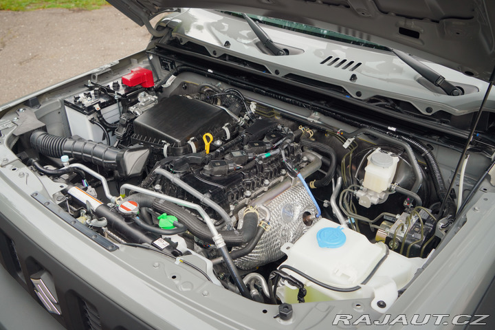 Suzuki Jimny 4. GENERACE 1.5 / MANUAL 2026