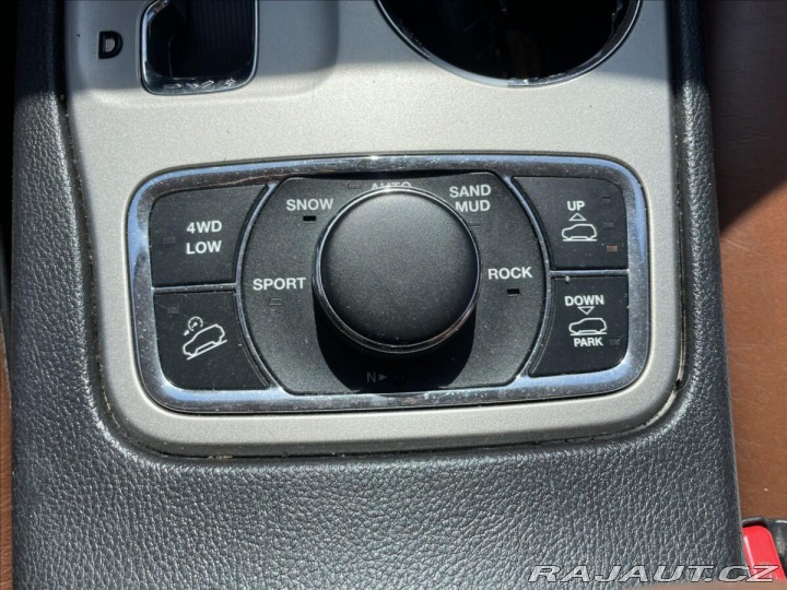 Jeep Grand Cherokee 3,0 CRDi 177kw Overland P 2013