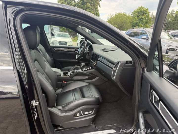 Porsche Cayenne 3.0 V6 Sport chrono 2018