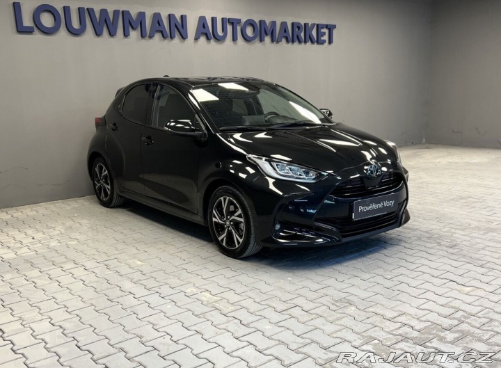 Toyota Yaris 1.5 Hybrid AT STYLE 2025