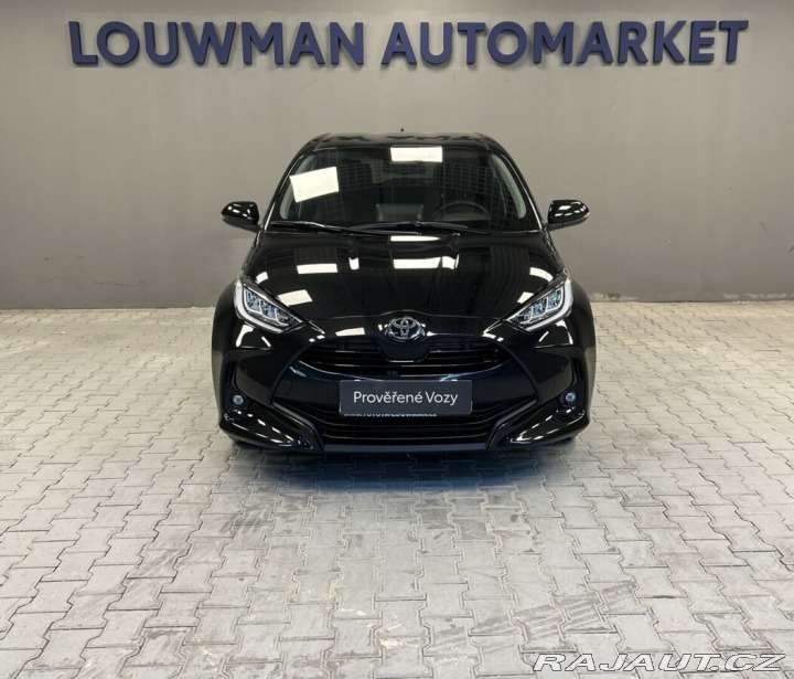 Toyota Yaris 1.5 Hybrid AT STYLE 2025