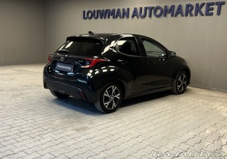Toyota Yaris 1.5 Hybrid AT STYLE 2025