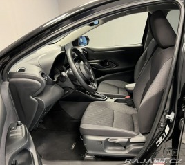 Toyota Yaris 1.5 Hybrid AT STYLE 2025