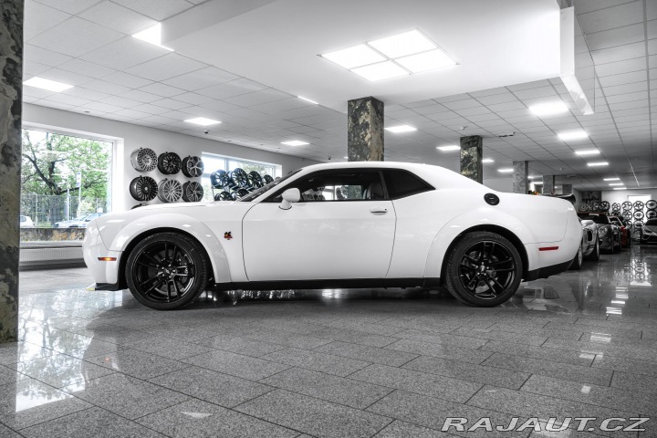 Dodge Challenger R/T 6.4 SCAT PACK 392 WID 2026