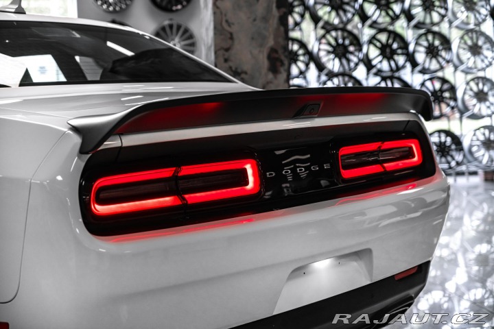 Dodge Challenger R/T 6.4 SCAT PACK 392 WID 2026