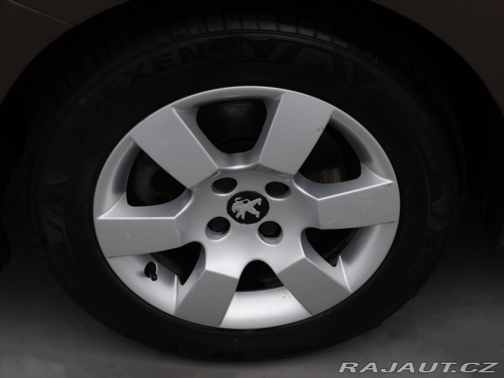 Peugeot 5008 1,6 HDI 88kW Allure 7-Mís 2015