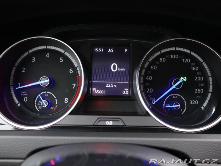 Volkswagen Golf 2,0 TSI R 221kW 4Motion D 2015