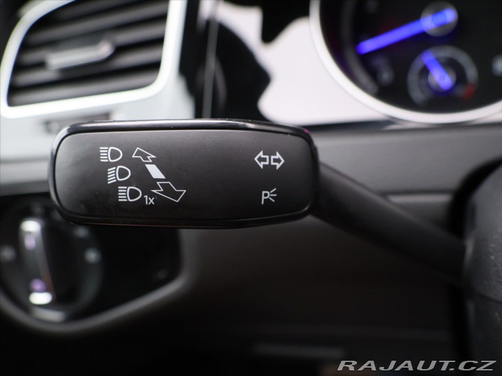 Volkswagen Golf 2,0 TSI R 221kW 4Motion D 2015