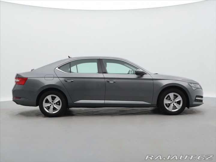 Škoda Superb 2,0 TDI 110kW Ambition CZ 2021