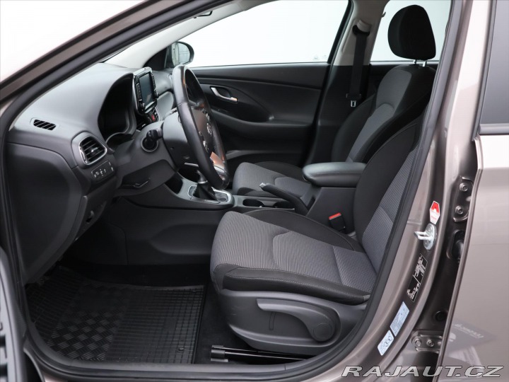 Hyundai i30 1,0 T-GDI 88kW Comfort CZ 2021