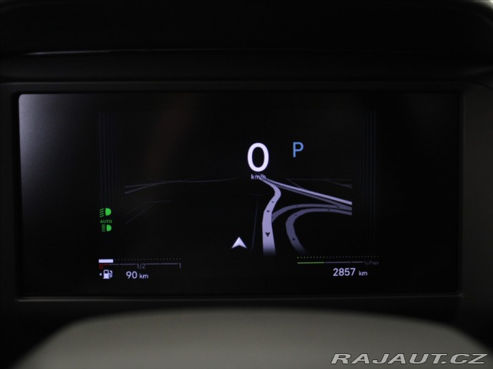Citroën C4 1,2 Hybrid 145k. MAX  285 2025
