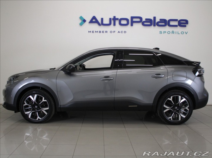 Citroën C4 1,2 Hybrid 145k. MAX  285 2025