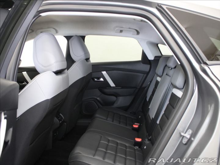 Citroën C4 1,2 Hybrid 145k. MAX 285 2025