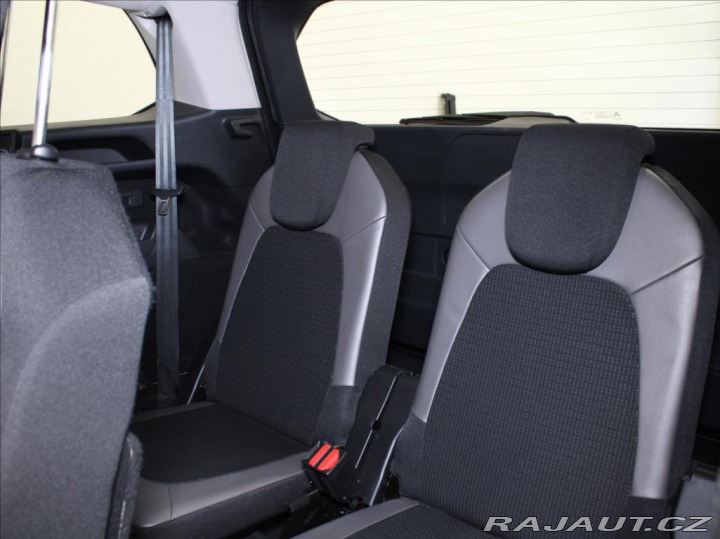Citroën C4 SpaceTourer 2,0 HDI 120kW AT 7-míst 9 2019