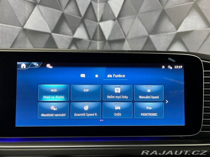 Mercedes-Benz Ostatní modely 450d 4M AMG, EL. TAŽNÉ, M 2025