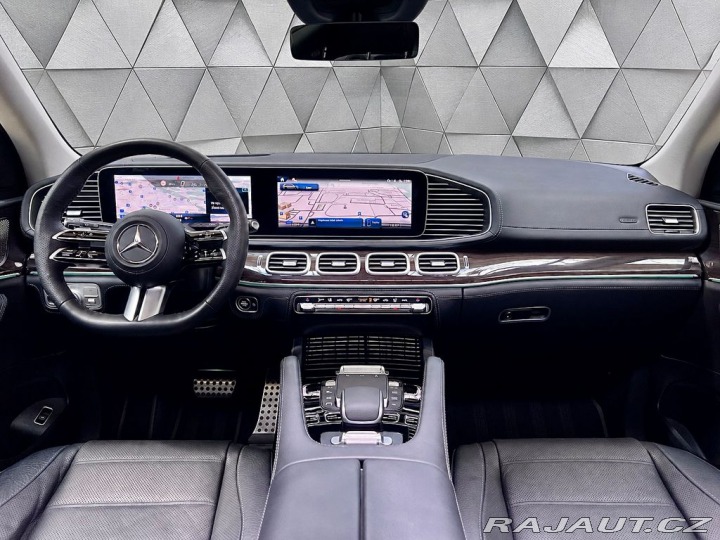Mercedes-Benz Ostatní modely 450d 4M AMG, EL. TAŽNÉ, M 2025