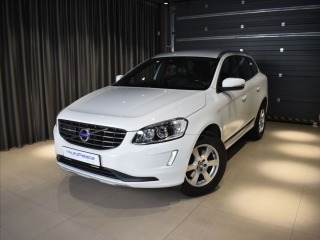 Volvo XC60 2,4 D4 AWD SUMMUM Bezklíč