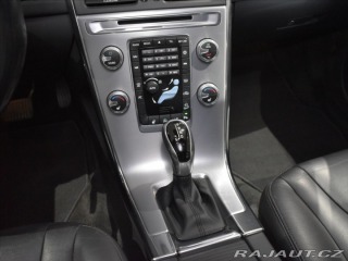 Volvo XC60 2,4 D4 AWD SUMMUM Bezklíč 2017