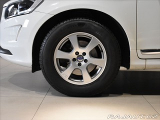 Volvo XC60 2,4 D4 AWD SUMMUM Bezklíč 2017
