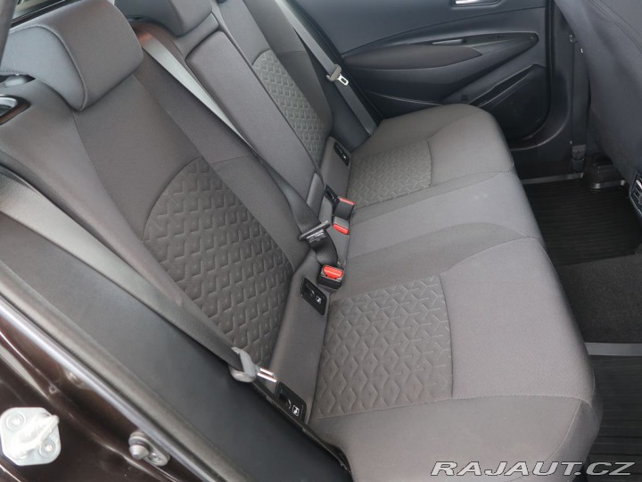 Toyota Corolla 2.0Hybrid,CZ,1Maj,Comfort 2022