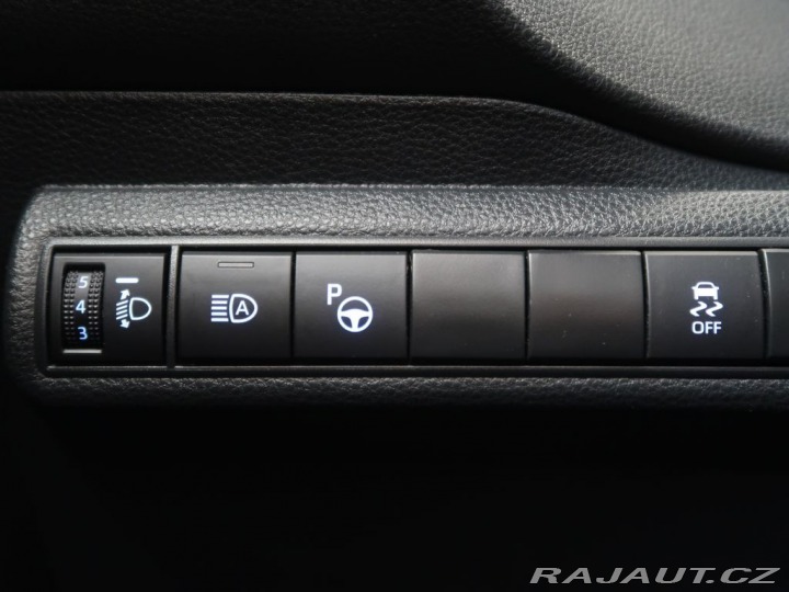 Toyota Corolla 2.0Hybrid,CZ,1Maj,Comfort 2022
