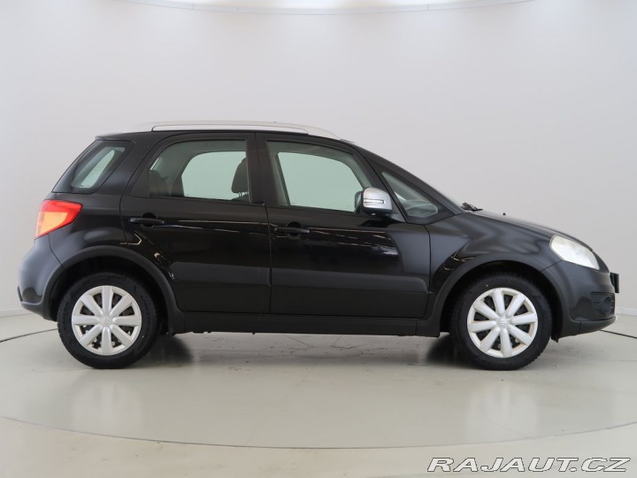 Suzuki SX4 1.6VVT,88Kw,CZ,Manuál 2014