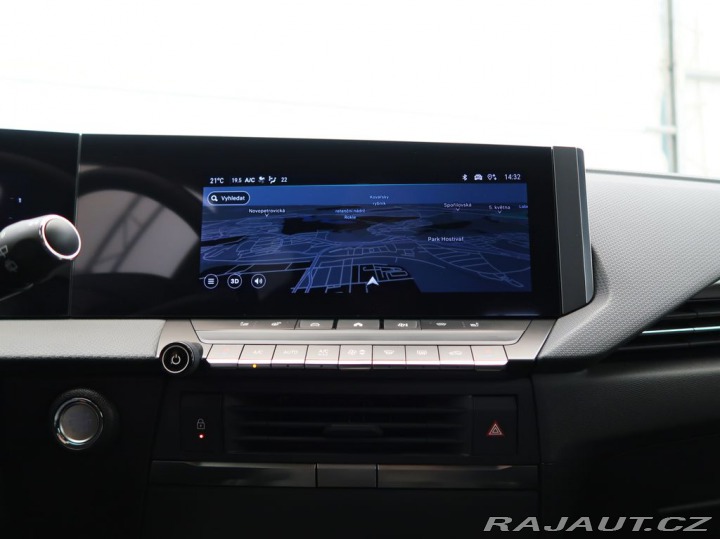 Opel Astra 1.2HYBRID,100kW,GS,ST,eDC 2025