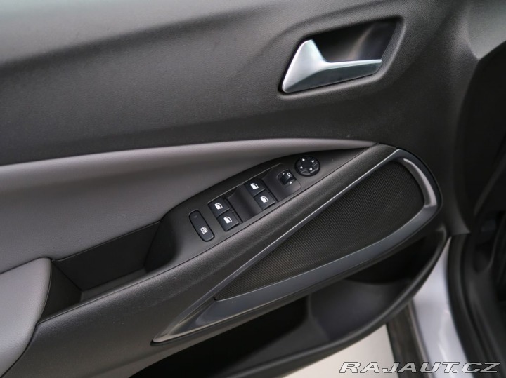 Opel Ostatní modely 1.2TURBO,81kW,ELEGANCE,MA 2020