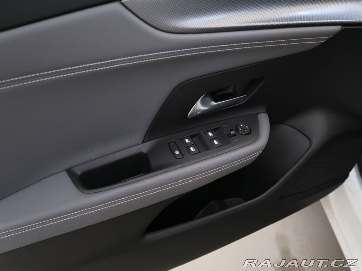 Opel Mokka 1.2TURBO,96kW,ELEGANCE,AT 2021