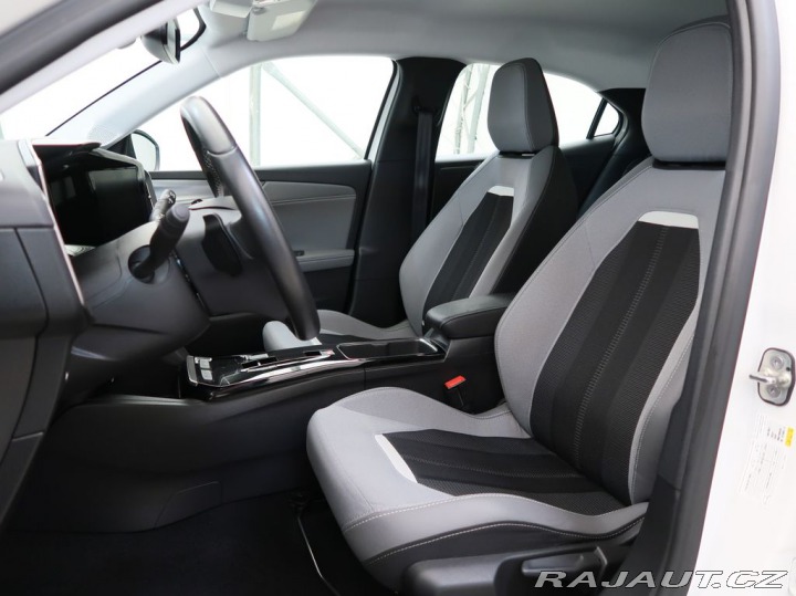 Opel Mokka 1.2TURBO,96kW,ELEGANCE,AT 2021
